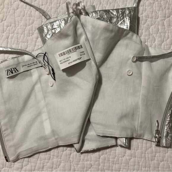 Zara NWOT Silver Foil Crop Top with Adjustable Straps - Picture 7 of 7